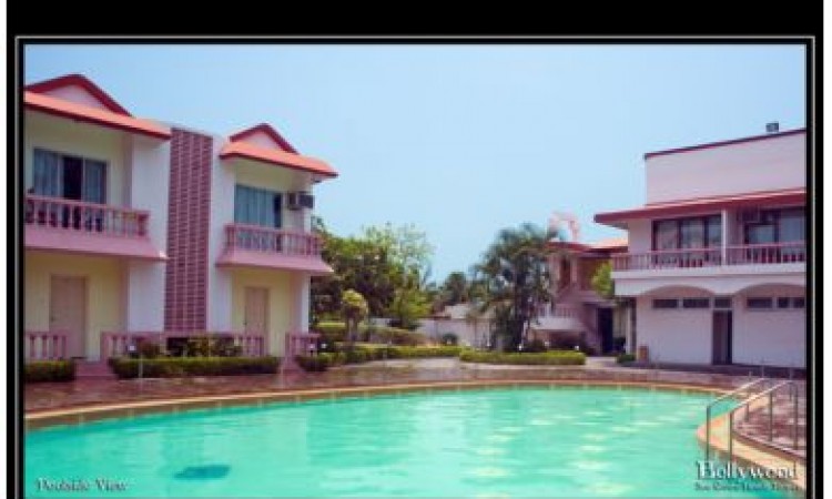 Pool view Pool view
