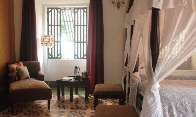 Bahis Interiors
