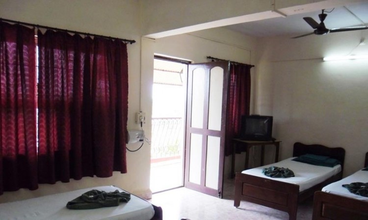 Large non AC room Large non AC room