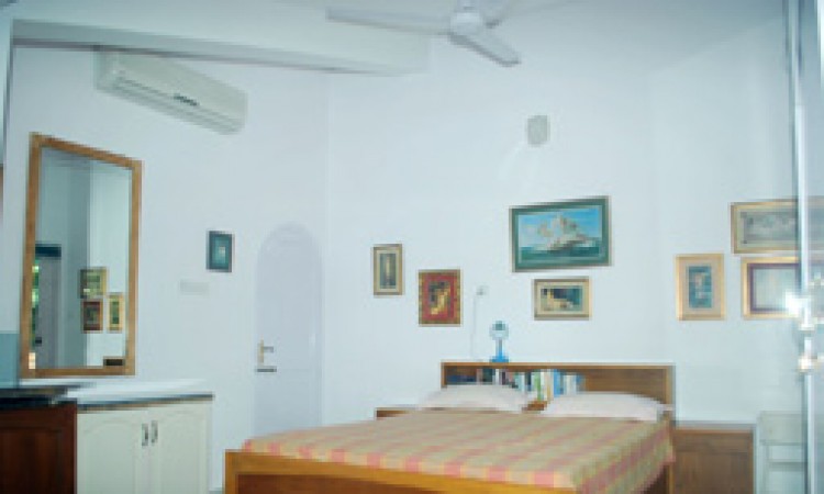 Spacious room Spacious room