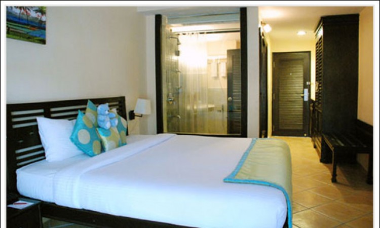 Deluxe Bedroom