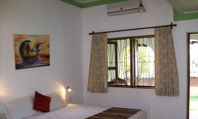 Deluxe Room with Double Balcony & Private Garden_2