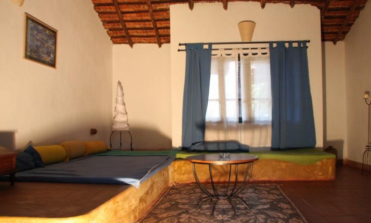 2 Bedroom Cottage Suite:Living Room