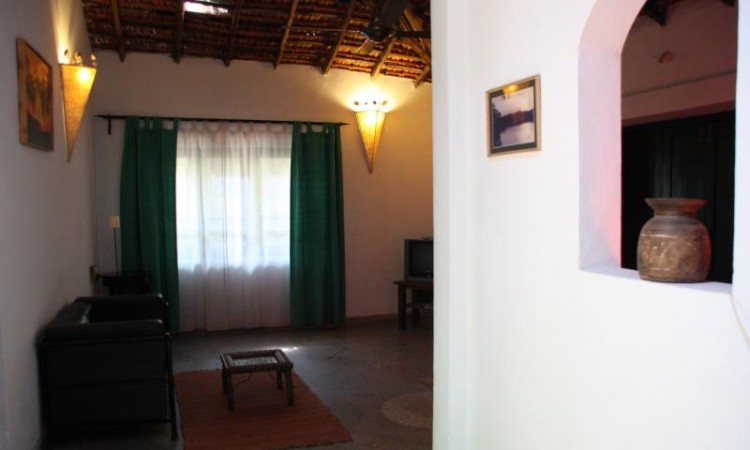 1 Bedroom Cottage Suite:Furnishing