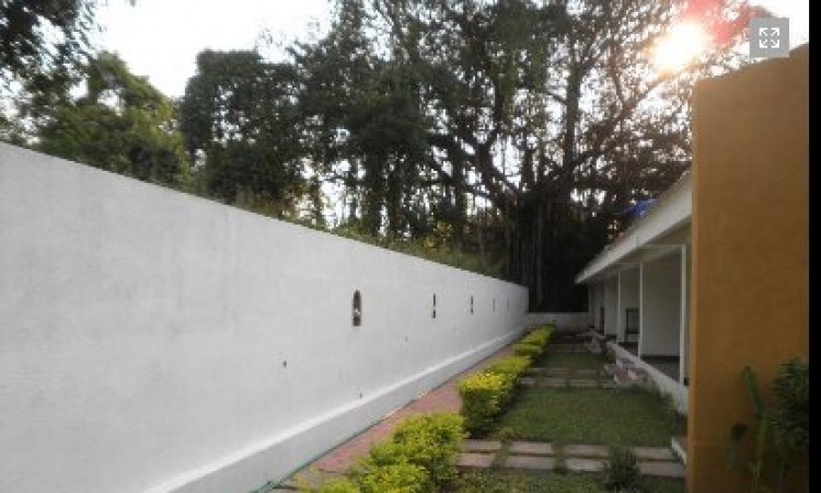 Boundary Wall