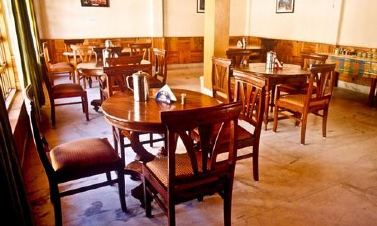 Dining Area Dining Area