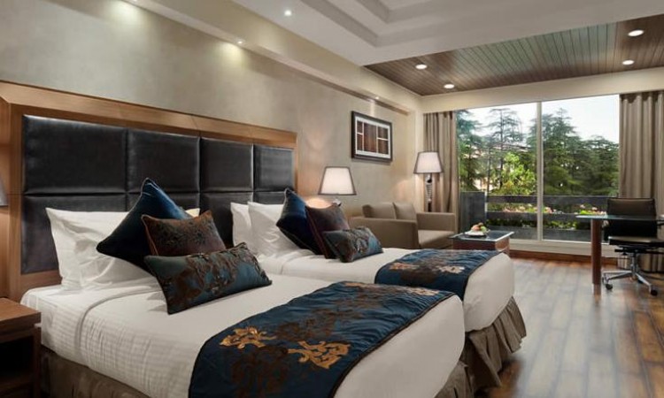 Twin bedroom