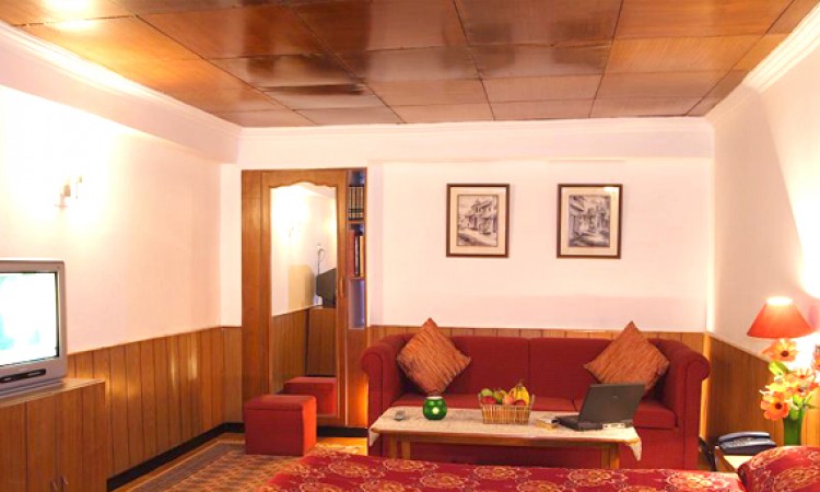 Luxury Suite Luxury Suite