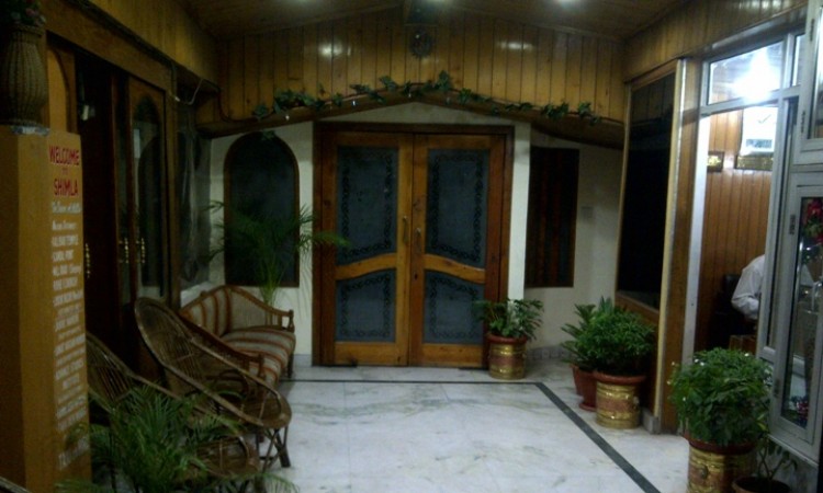 Entrance to the Hotel Entrance to the Hotel
