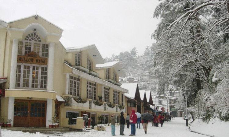 Hotel in Winter Hotel in Winter
