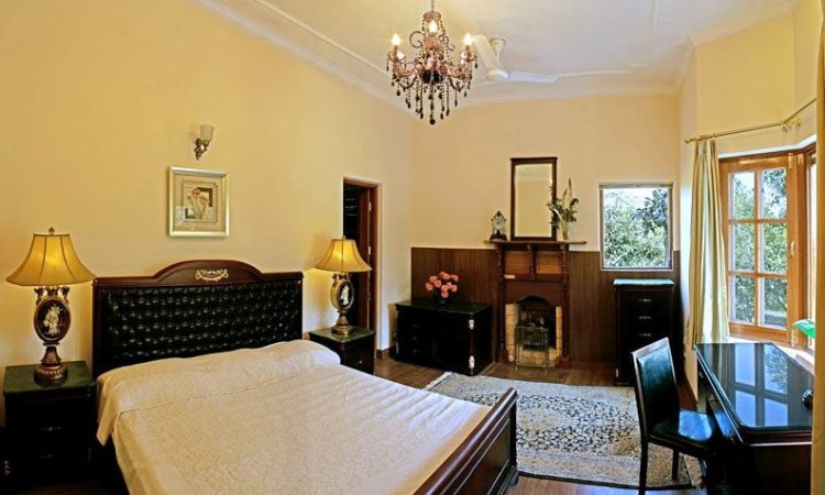 Country Manor House_ Elite