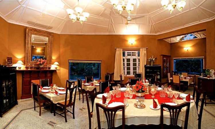 Country Manor House_Dining