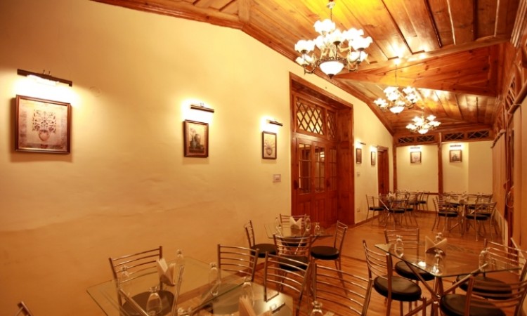Dining Dining