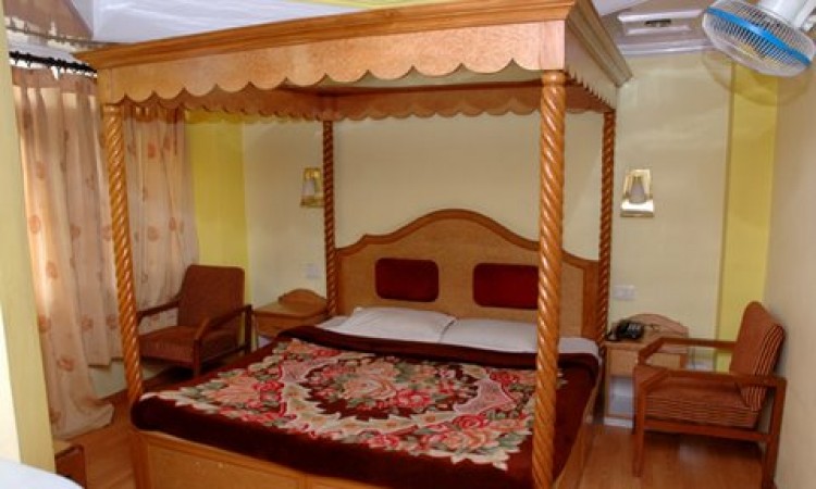Deluxe room Deluxe room