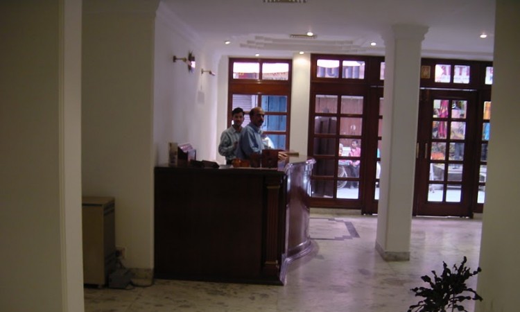 Lobby Lobby