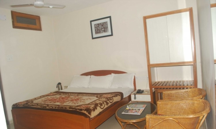 Well Furnished Room