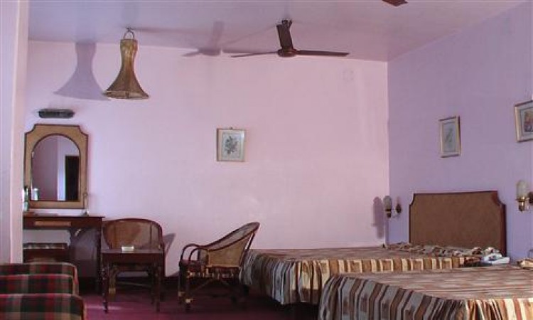 Comfortable Room Comfortable Room