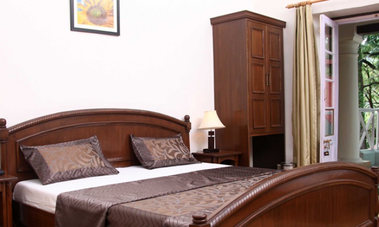 Royal Classic Room