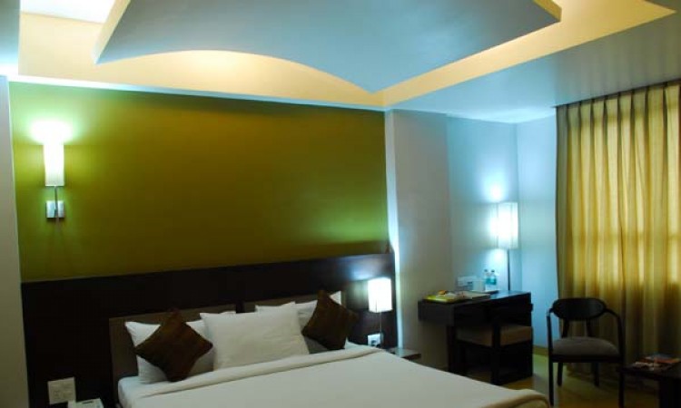 Royal Club Room