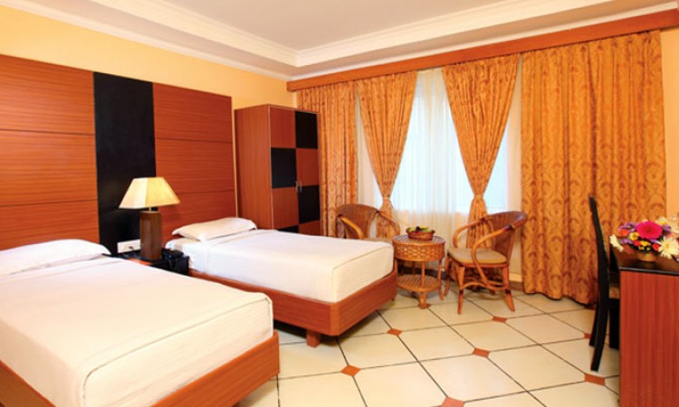 Well-furnished Room