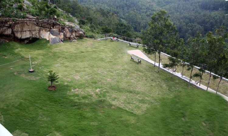 Hotel Lawn