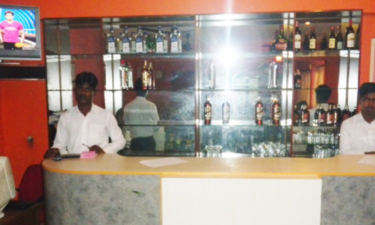 Lounge Bar