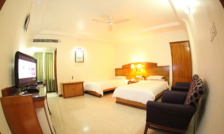 Well furnished Room Well furnished Room