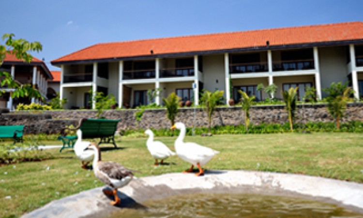 Resort Exterior View Resort Exterior View