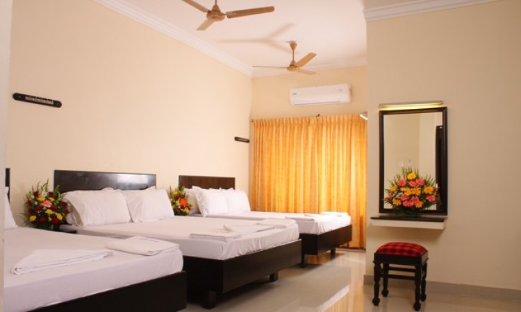 Triple Bedroom Triple Bedroom