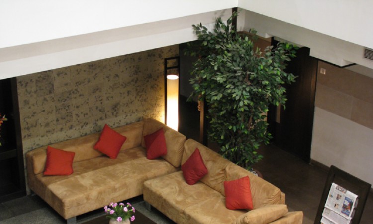Lobby Lobby