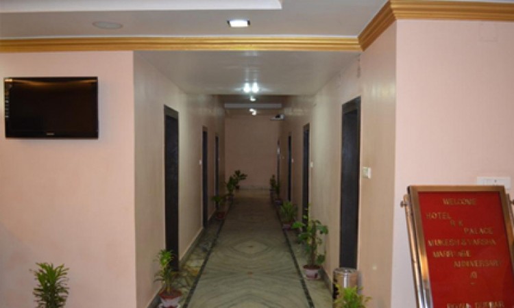 Hotel Corridor