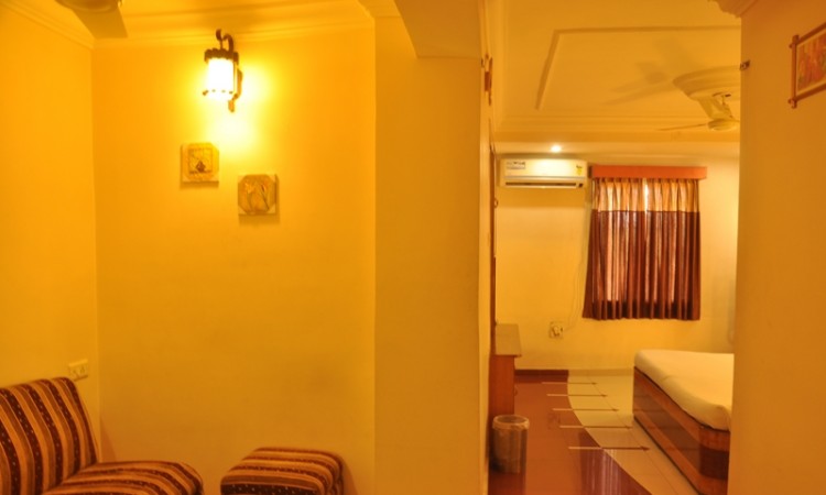 Comfortable Room Comfortable Room
