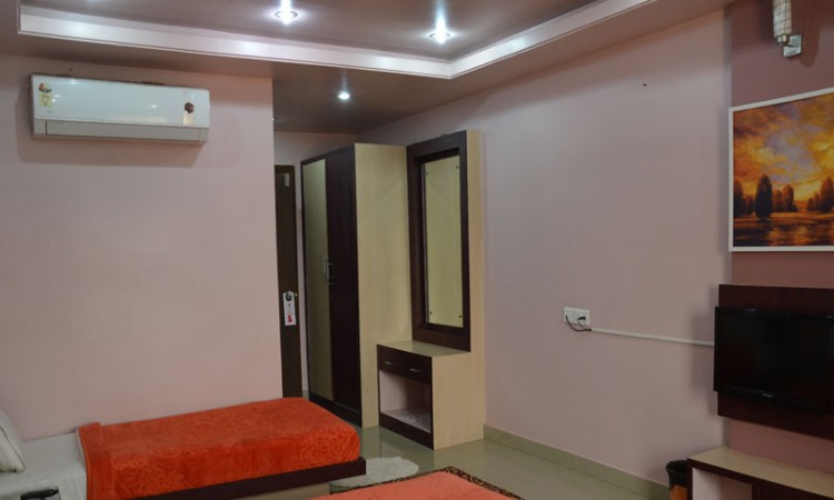 Double Bedroom