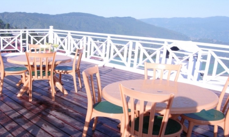Roof-top Dining