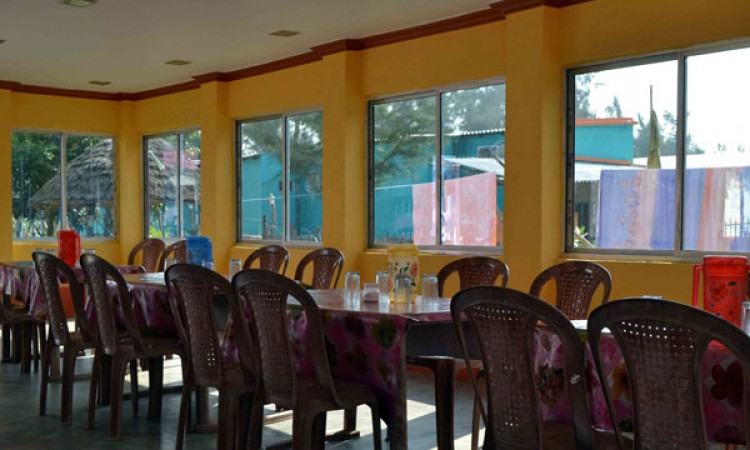 Dining Area Dining Area