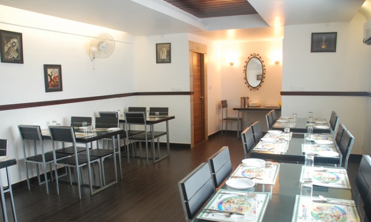 Dining Area Dining Area
