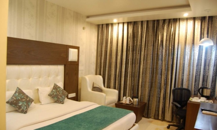 Regal Bedroom
