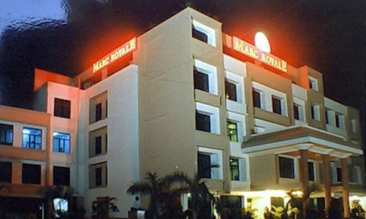 Hotel Side View Hotel Side View