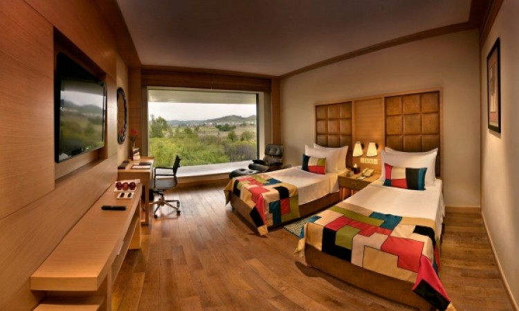 Deluxe Room Twin Bed Deluxe Room Twin Bed
