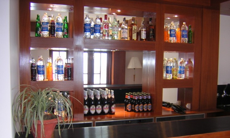Bar Bar
