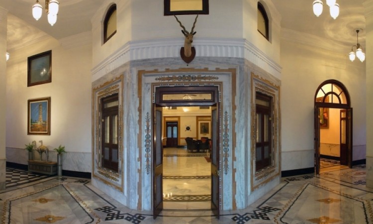 Hotel Lobby