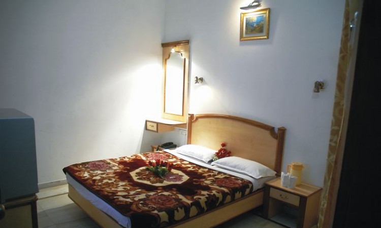 Super Deluxe Room