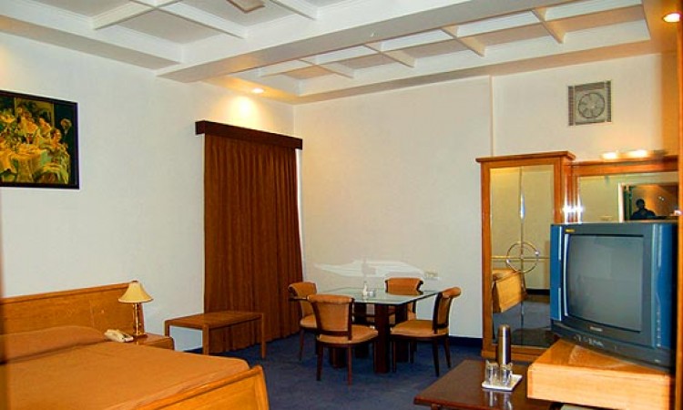 Suite Living Room