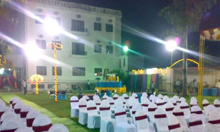 Open Air Banquet Hall