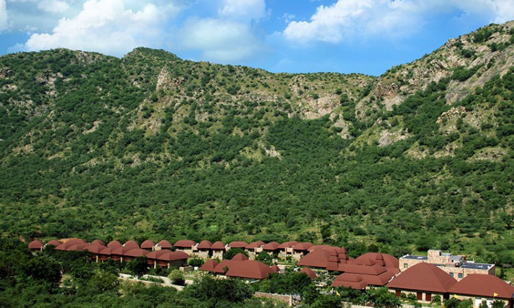 Cottages Surrounded by Hills Cottages Surrounded by Hills