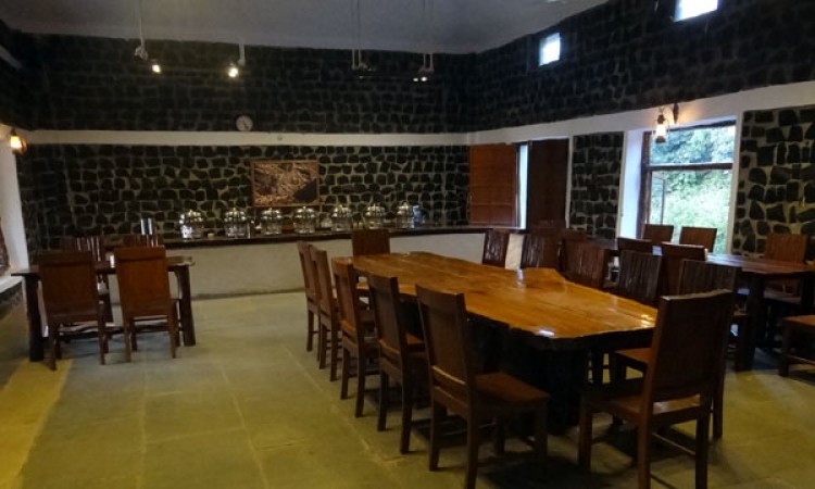 Dining Area Dining Area