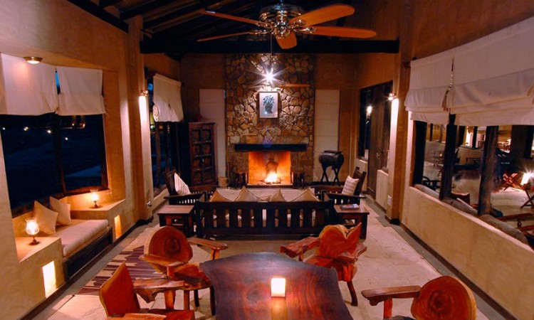 Plusg Interior