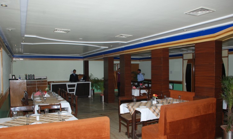 Dining Area Dining Area