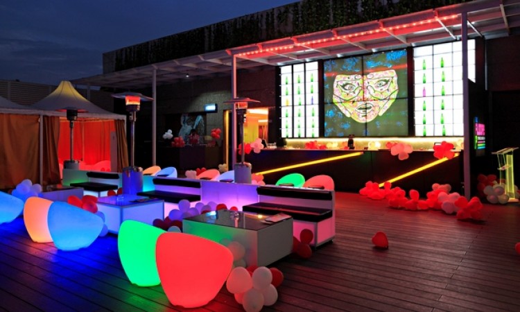 Terrace Lounge