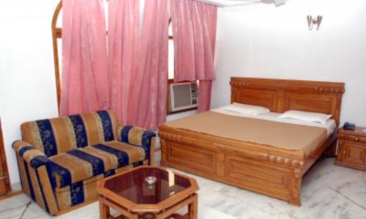 Super Deluxe Room